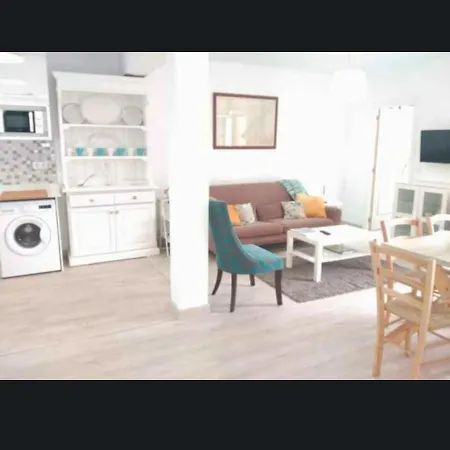 Bajo Con Gran Jardin Y Aparcamiento San Vicente De La Barquera