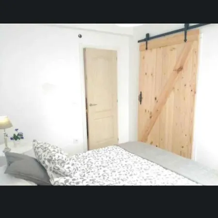 Bajo Con Gran Jardin Y Aparcamiento *